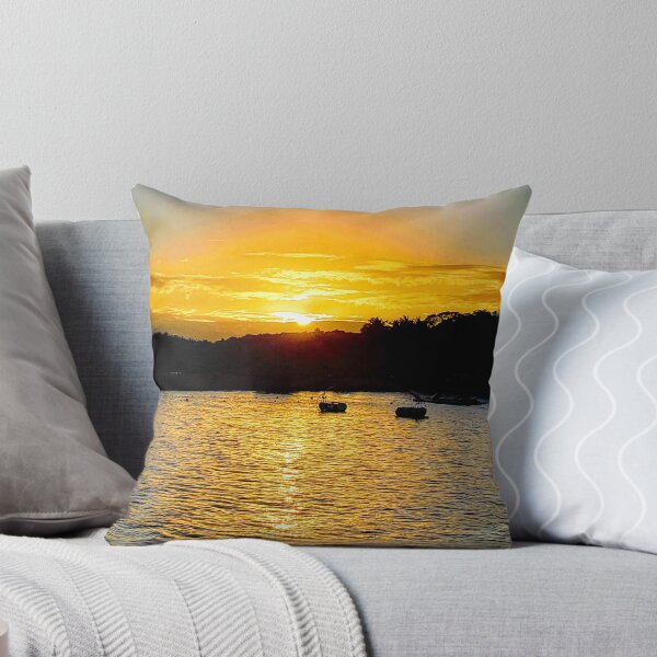 Aperçu de l'œuvre Coucher de soleil doré créée et vendue par worldversuslisa.