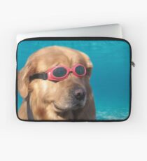 Schwimmer Hund Laptoptasche
