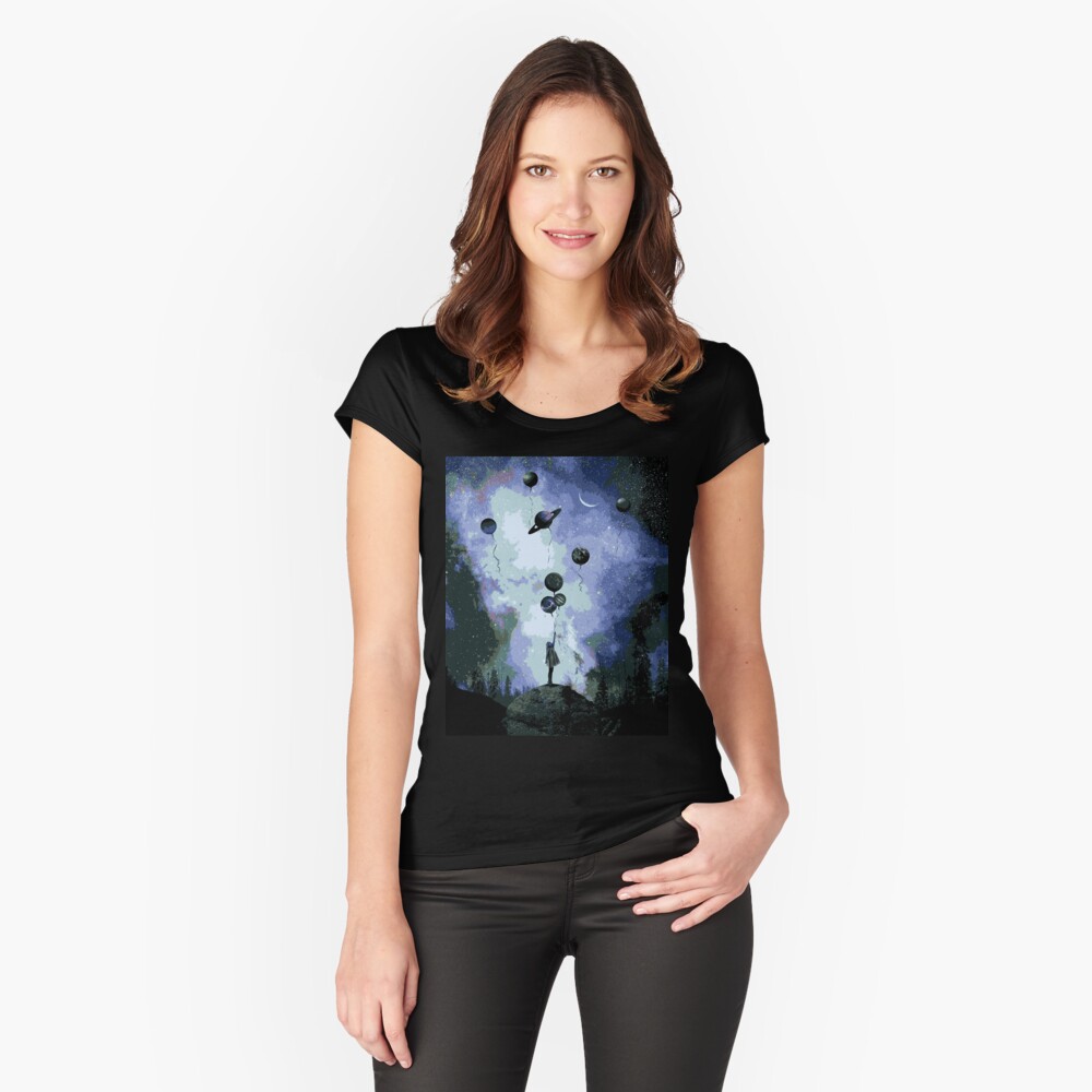 Vista previa del artículo con la obra «Camiseta entallada de cuello ancho», diseñado y vendido por FotoLibreStudio.