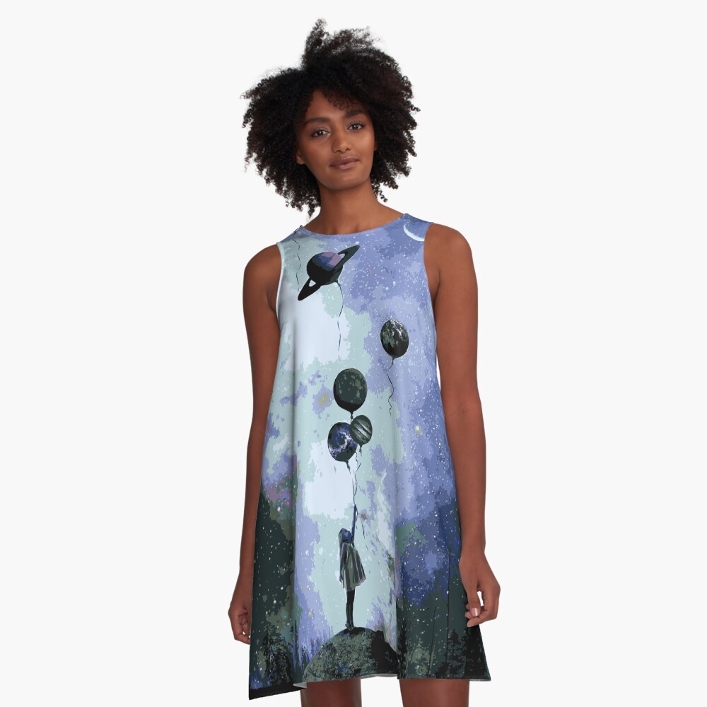 Vista previa del artículo con la obra «Vestido acampanado», diseñado y vendido por FotoLibreStudio.