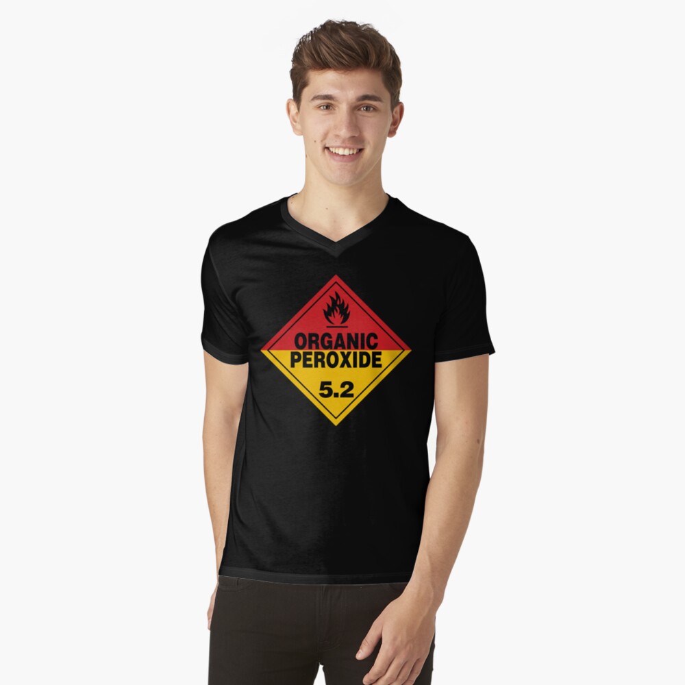 Artikel-Vorschau von T-Shirt mit V-Ausschnitt, designt und verkauft von rupertrussell.
