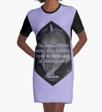 Vestido camiseta Cita de: Albert Einstein sobre la arrogancia - Pósters, pegatinas, regalos y camisetas