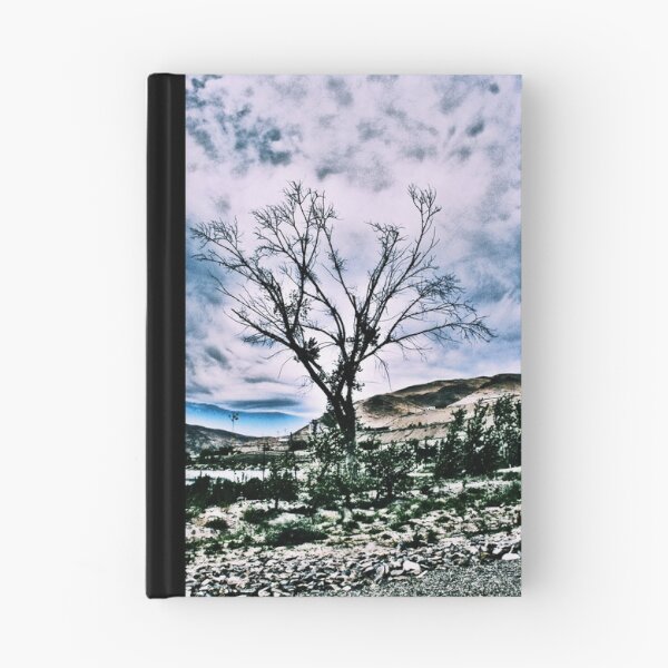 Aperçu de l'œuvre A Single Tree créée et vendue par Nancy Chambers.