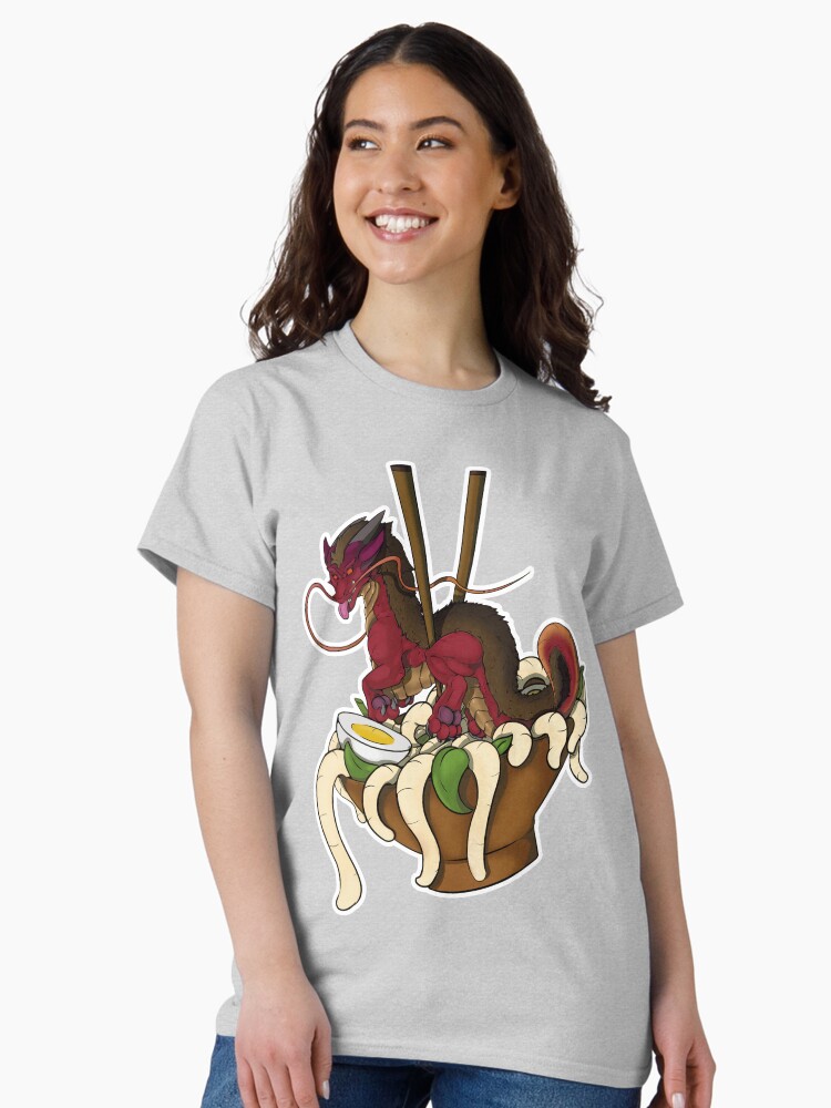 Aperçu 2 sur 7. T-shirt classique avec l'œuvre Dragon nouille! créée et vendue par Gordrakk.
