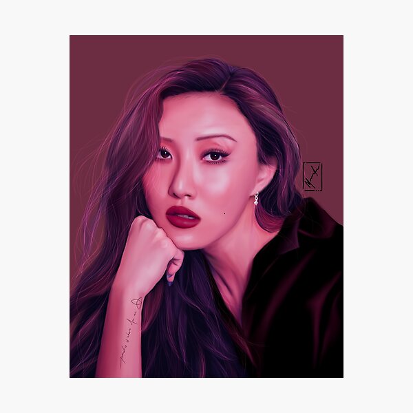 Aperçu de l'œuvre Reine Hwasa créée et vendue par Moo Art.