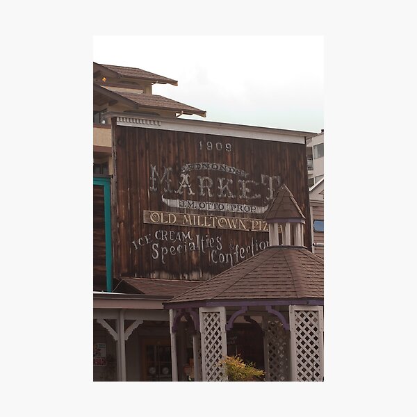 Old time storefront for bar & restaurant Photographic Print
