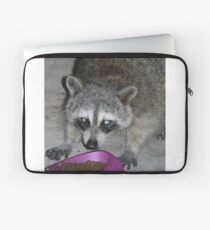 Funda para portátil Dangerous Looking Raccoon