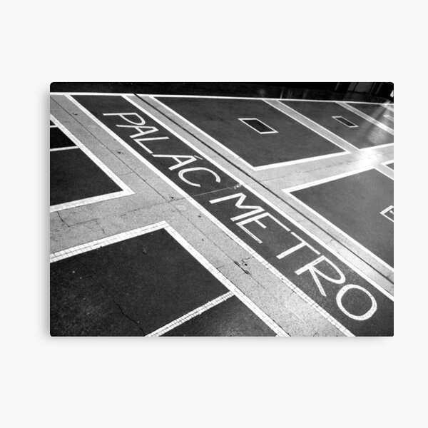 Palac Metro Canvas Print