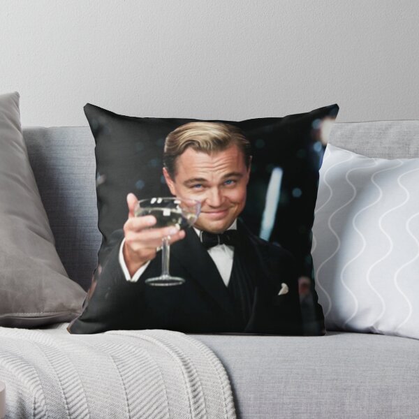leo, Throw Pillow