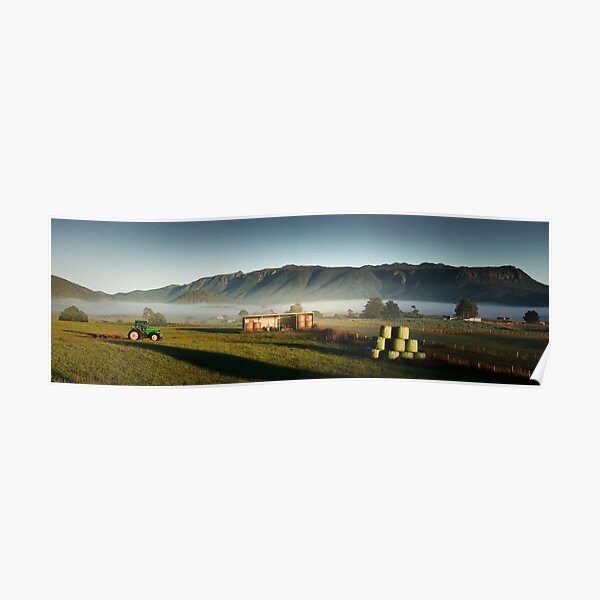 Mole Ck Misty Morning Poster