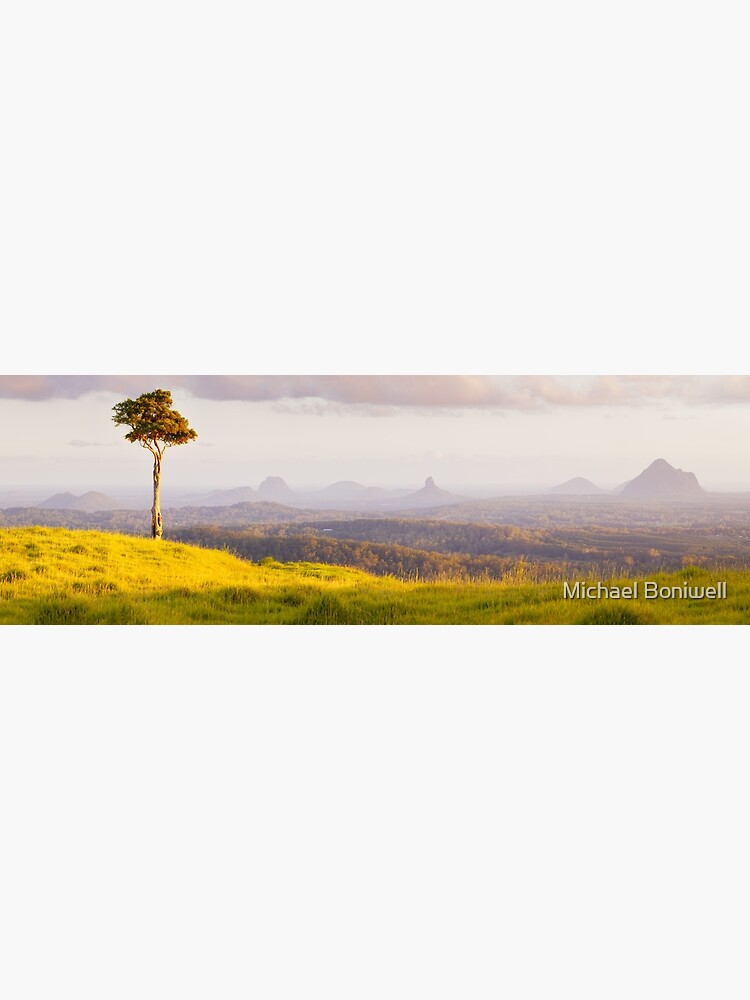 One Tree Hill, Glass House Mountains, Queensland, Australia by Chockstone