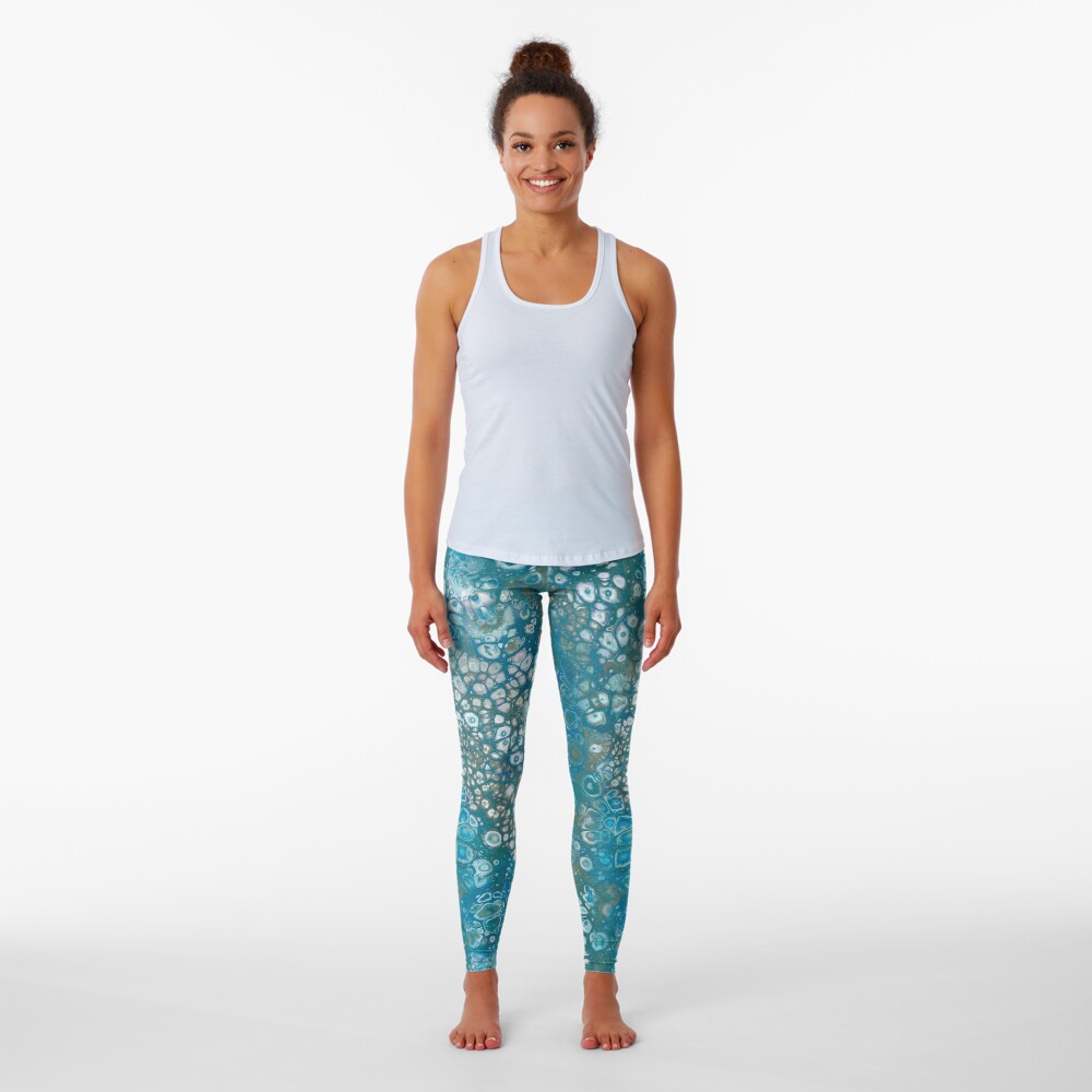 Fluid painting emerald lake with green cells Leggings