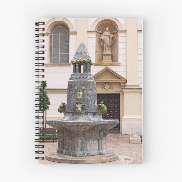 Aperçu de l'œuvre célèbre fontaine de Zsolnay, Pecs, Hongrie créée et vendue par goceris.