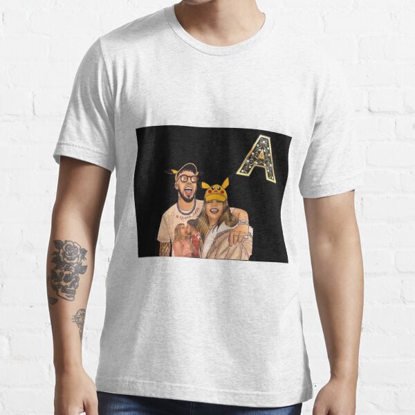 Anuel y Karol G Camiseta esencial