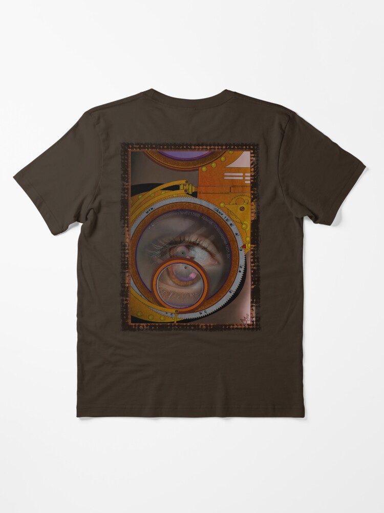 Alternate view of eye as a lens - steampunk variations Essential T-Shirt
