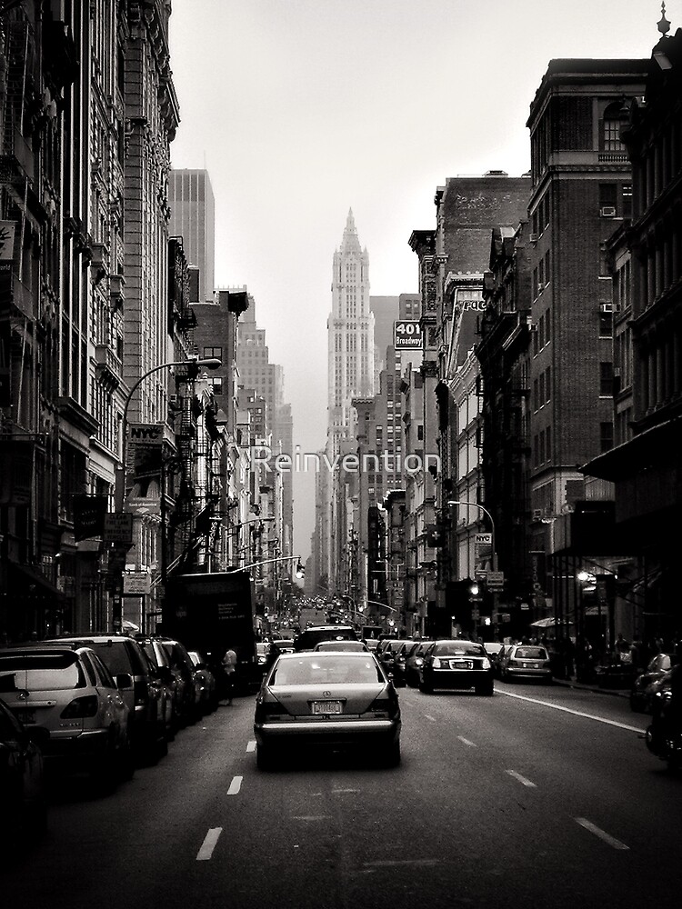 Manhattan avenue in black and white by Reinvention