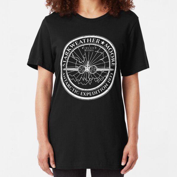 At the Mountains of Madness - Starkweather Moore Expedition - Eldritch Dreamer - Lovecraftian mythos wear Slim Fit T-Shirt