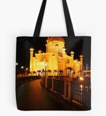 Sultan Omar Ali Saifuddin Mosque, Brunei 2 Tote Bag
