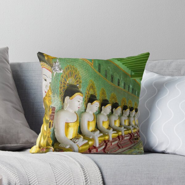 Artikelvorschau, Buddhas und Wand im Tempel entworfen und verkauft von Wanderlust40.