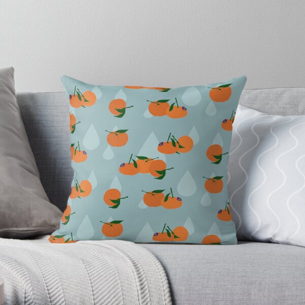 Juicy clementines with drops and label Throw Pillow