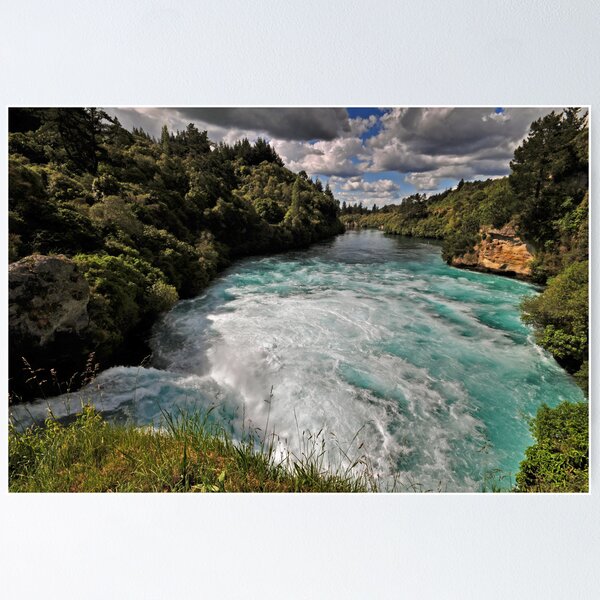 Artikel-Vorschau von Huka Falls, Mighty Waikato, designt und verkauft von bazcelt.