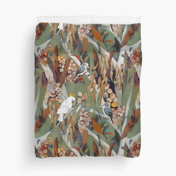 Cockatoo and kookaburra catch up Duvet Cover