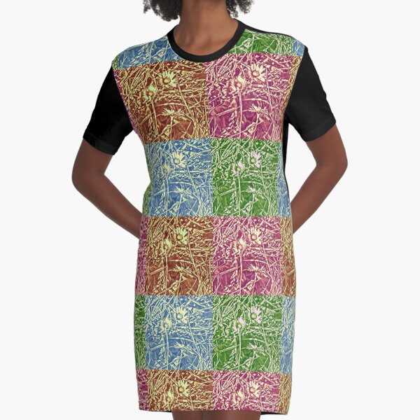 Daisy Chain - Pop Art Graphic T-Shirt Dress