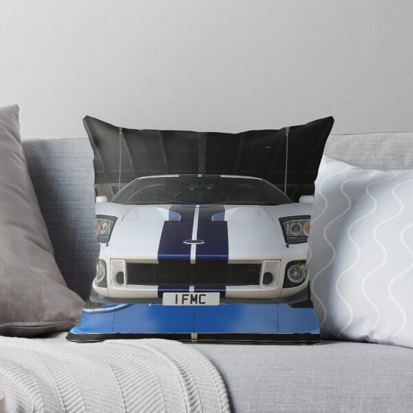 Artikelvorschau, Ford GT entworfen und verkauft von Tom Gregory.