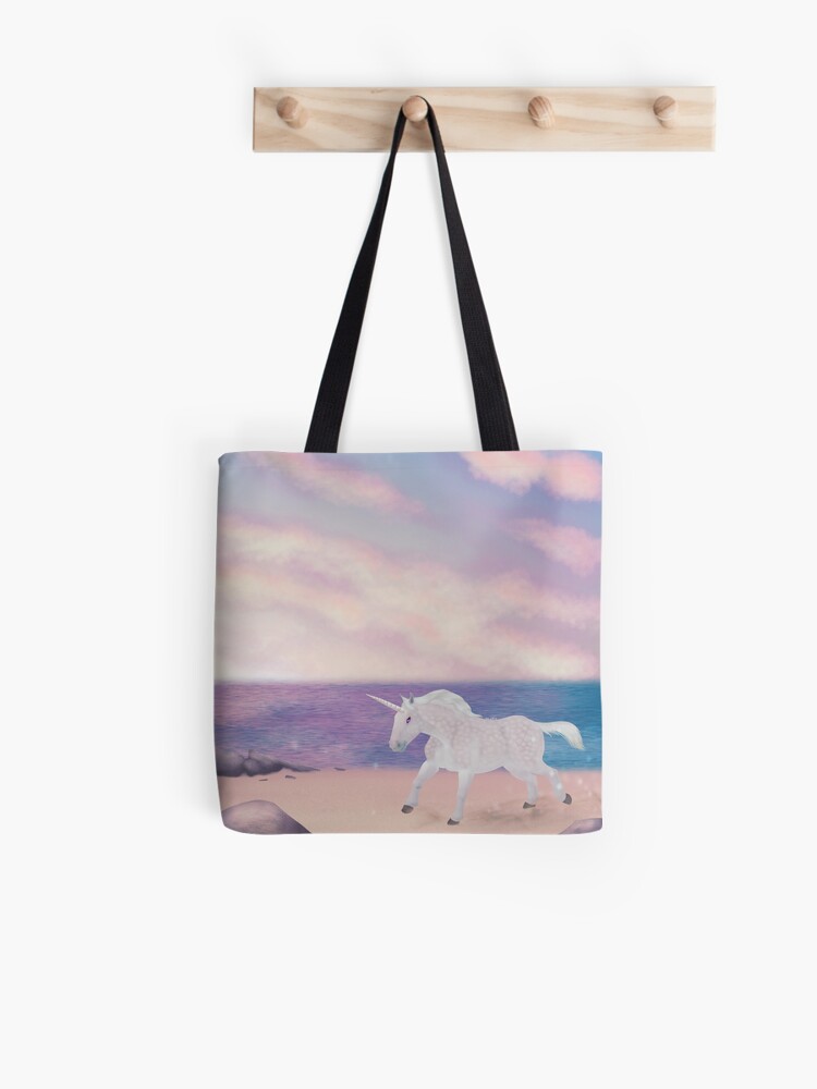 Aperçu 1 sur 2. Tote bag avec l'œuvre Strunk (Licorne) créée et vendue par ScotisFr.