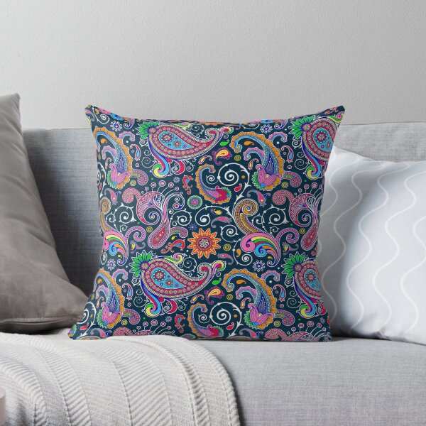 Retro Paisley Pattern Throw Pillow