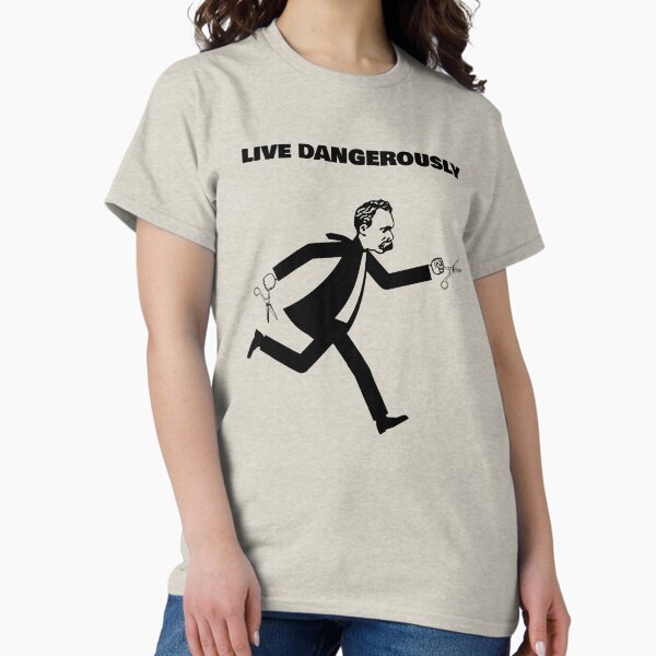 Vista previa del artículo con la obra «Nietzsche que corre con las tijeras - vive peligrosamente - camisa de la filosofía de la diversión», diseñado y vendido por The Philosopher's Shirt.