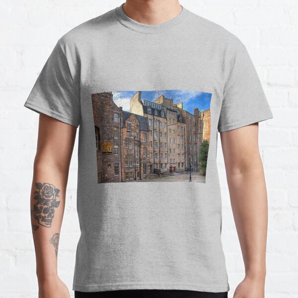 Makars’ Court Classic T-Shirt