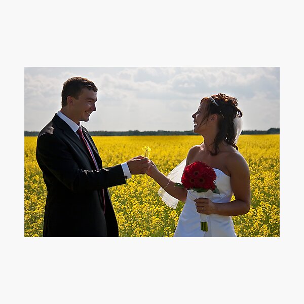 The first peace offering of flowers... Photographic Print