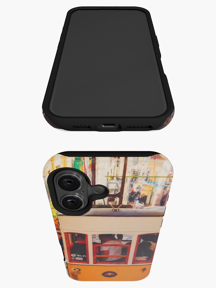 Aperçu 3 sur 4. Coque iPhone avec l'œuvre LISBONNE créée et vendue par 2G2P.