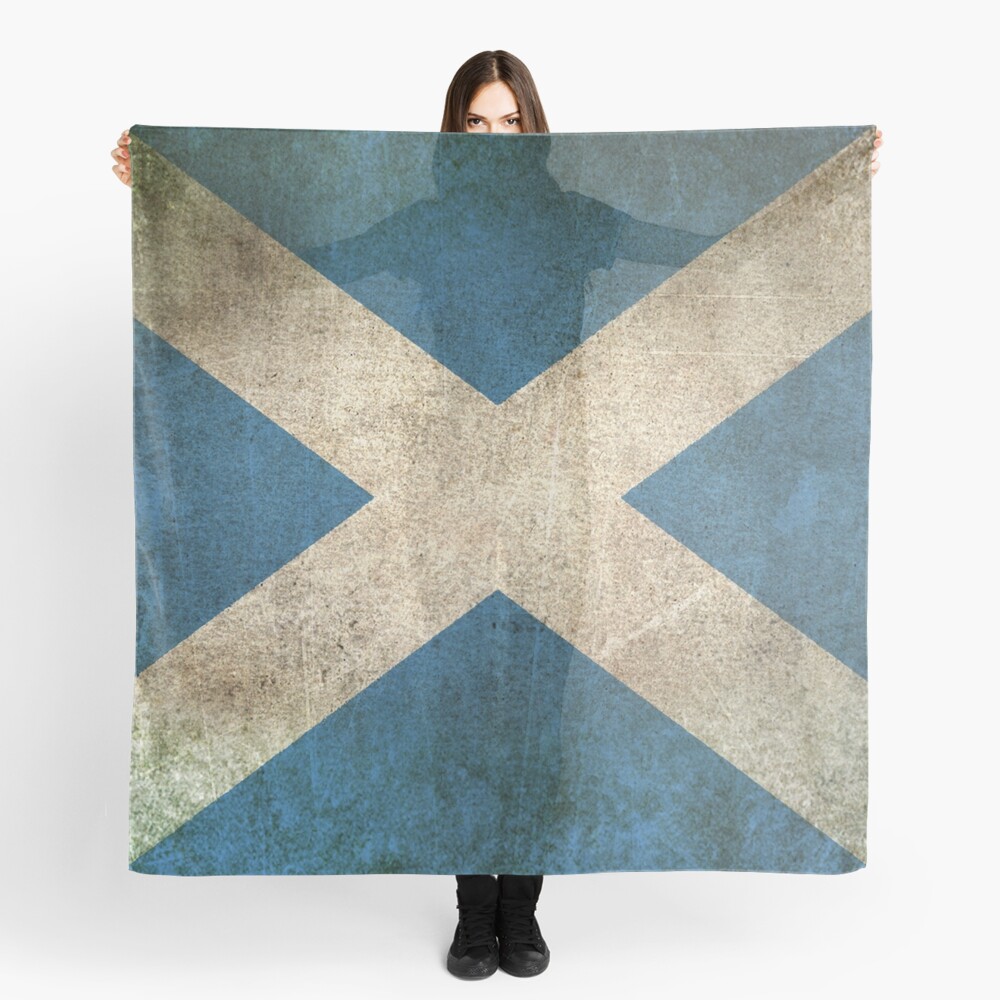 Old and Worn Distressed Vintage Flag of Scotland Scarf