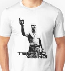 TECHNO VIKING Unisex T-Shirt
