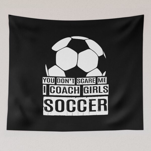Artikelvorschau, Fußballtrainer für Mädchen, ich trainiere Fußball für Mädchen, Geschenk für Fußballtrainer entworfen und verkauft von Designs4Less.
