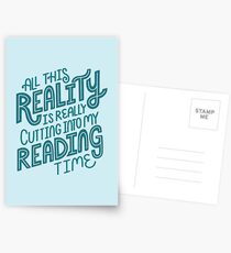 Postales Realidad Vs. Libro de lectura Nerd cita letras