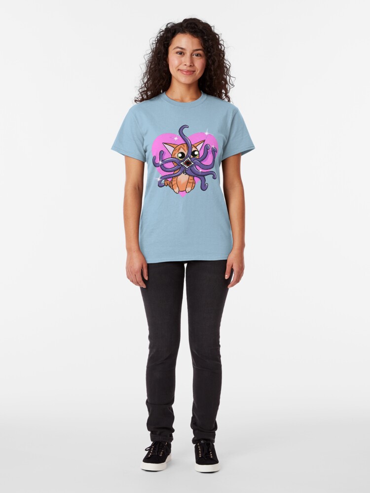 Alternate view of Love Goose the cat Classic T-Shirt