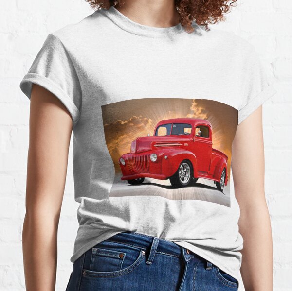 1947 Ford F1 Stepside Pickup Classic T-Shirt