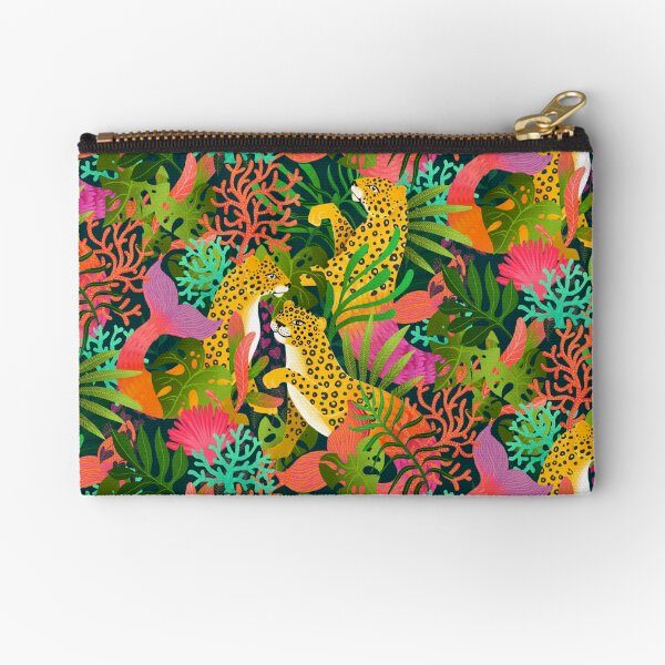 deadliest catch Zipper Pouch