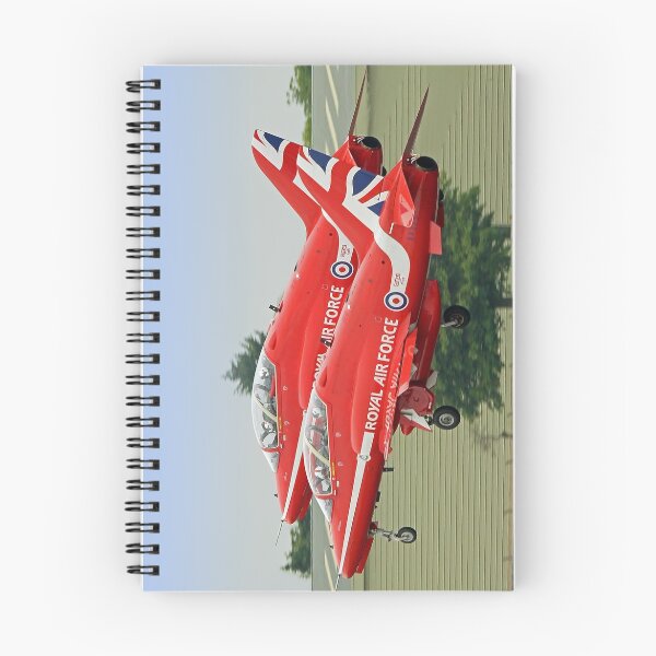 Artikelvorschau, Die roten Pfeile fahren vom Biggin Hill ab entworfen und verkauft von Colin  Williams Photography.