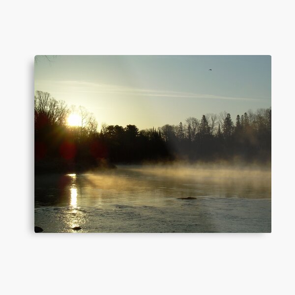 Mississippi river Dawn light rays Metal Print