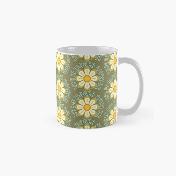 Life is Bigger Outside- Big Flower-Green Classic Mug