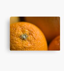 Orange Belly Button Leinwanddruck
