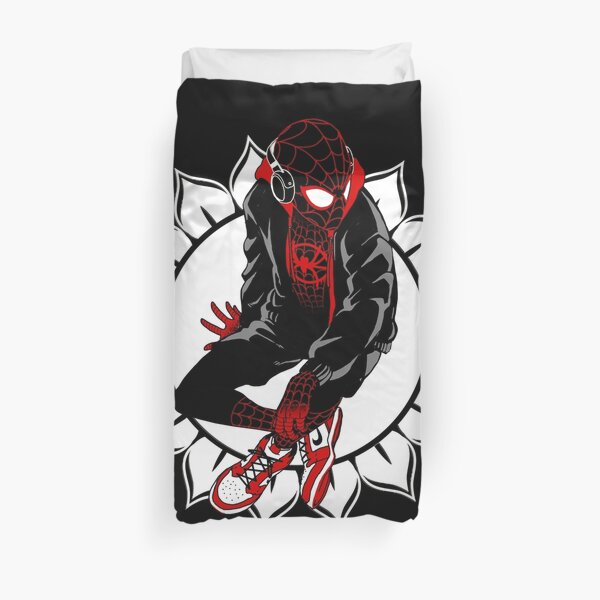 White Sunflower Spider Duvet Cover