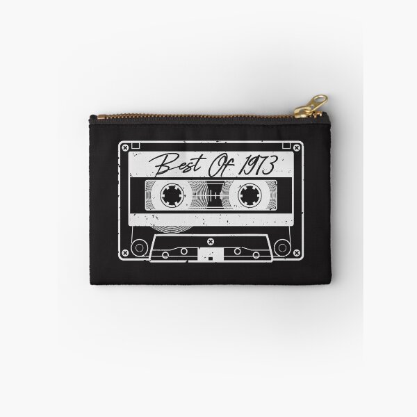 Aperçu de l'œuvre Cassette Tape Best Of 1973 créée et vendue par Maka4.
