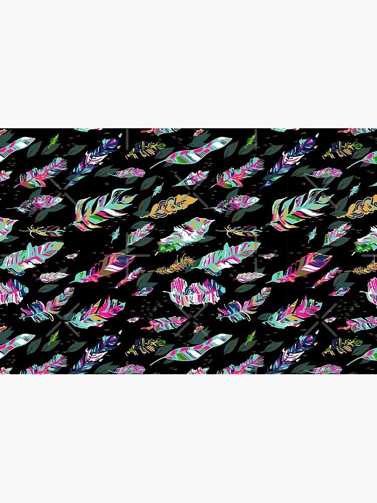Bold flowing feathers by Stasiajahadi