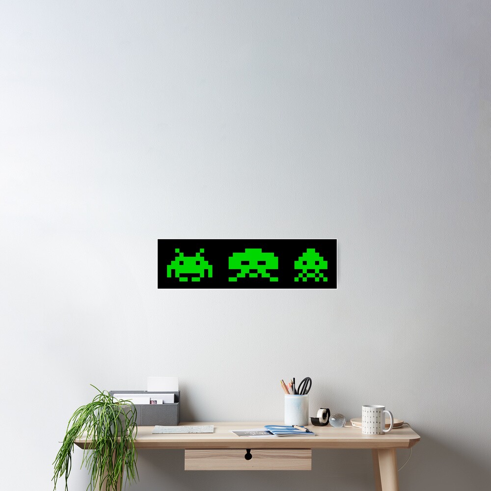 SPACE INVADERS. Poster
