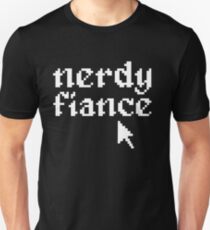 nerdy fiancé marriage proposal engaged gift idea geek Unisex T-Shirt